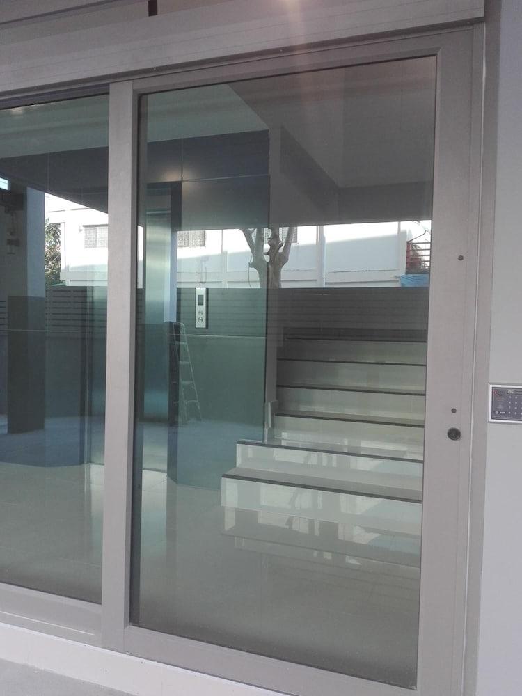 Ud House Aparthotel Ούντον Τάνι Εξωτερικό φωτογραφία